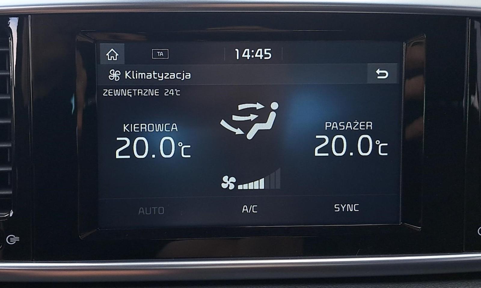 1.6T-GDI 177KM L + Business Line SalonPL Bezwypadkowy LED PDC Tempomat 23