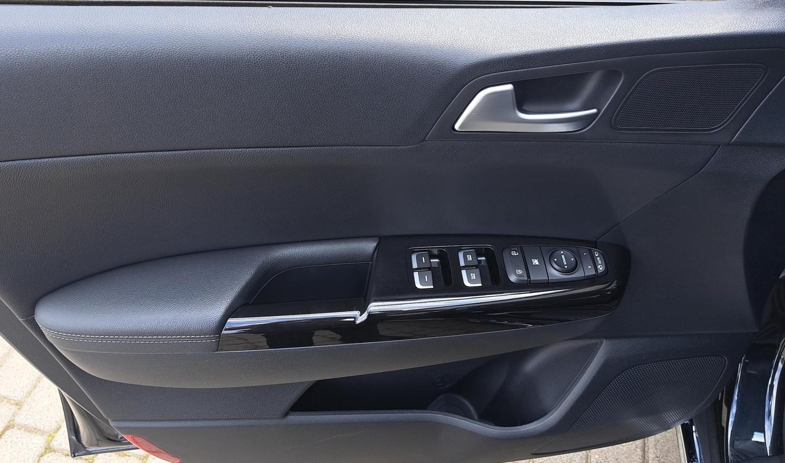 1.6T-GDI 177KM L + Business Line SalonPL Bezwypadkowy LED PDC Tempomat 14