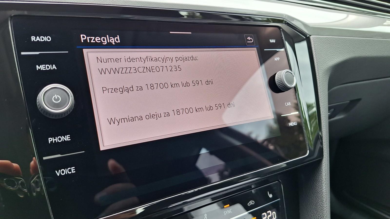 SalonPL serwis ASO 1.5TSI 150KM bezwypadkow pakiety kamera łopatki VAT 29