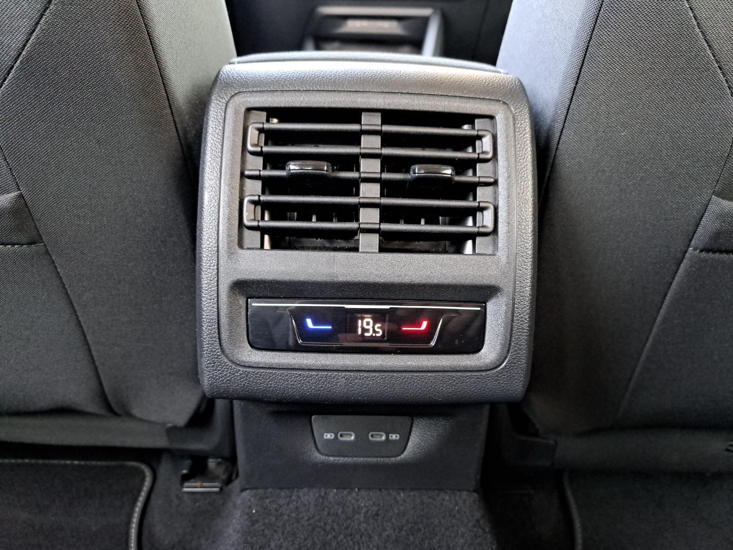 2.0TDI 150KM DSG Life Virtual AppConnect Hak ACC EasyOpen ASO FV23% 15