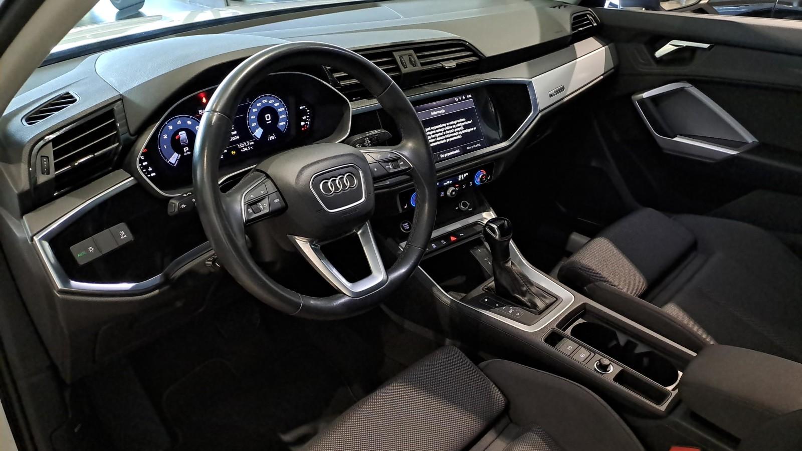 Audi Q3 Sportback null 8