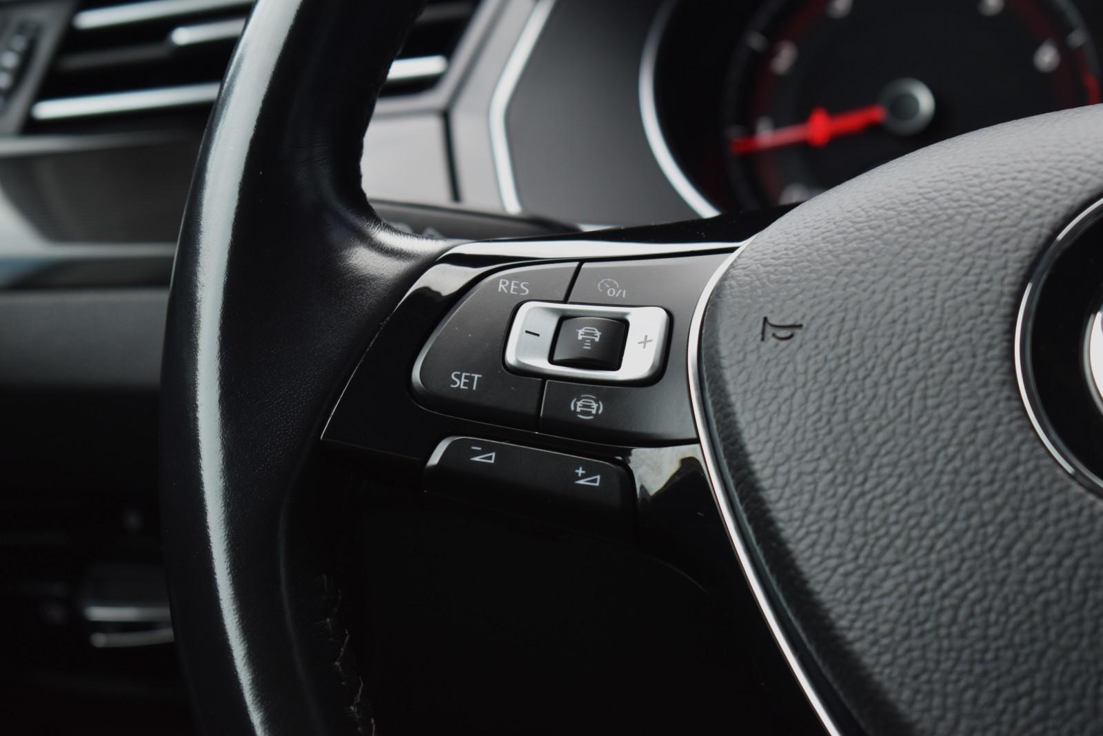 SalonPL 190KM TSI Elegance DSG Profil Jazdy Pakiet Światło Navi VAT23% 18