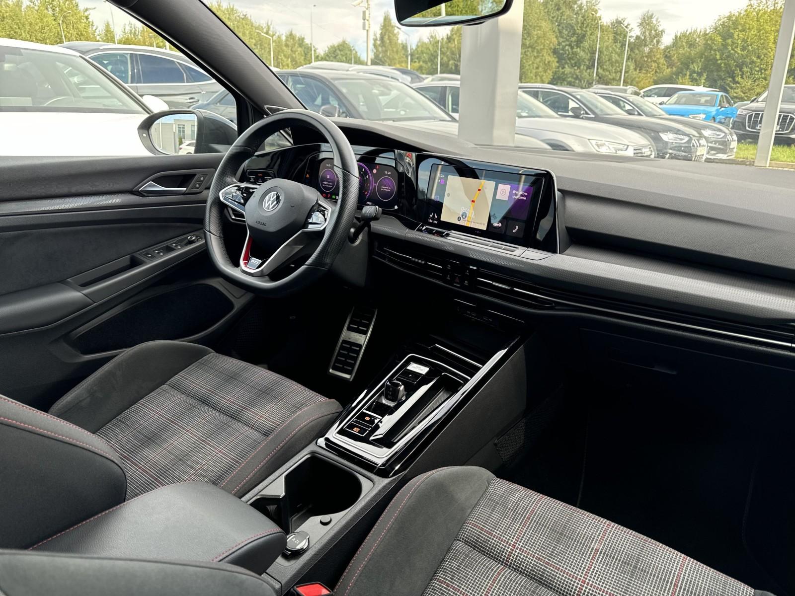 2.0 TSI 245 KM_Digital Cockpit_Light Assist_LED_App_Kamera_Harman/Kardon 14