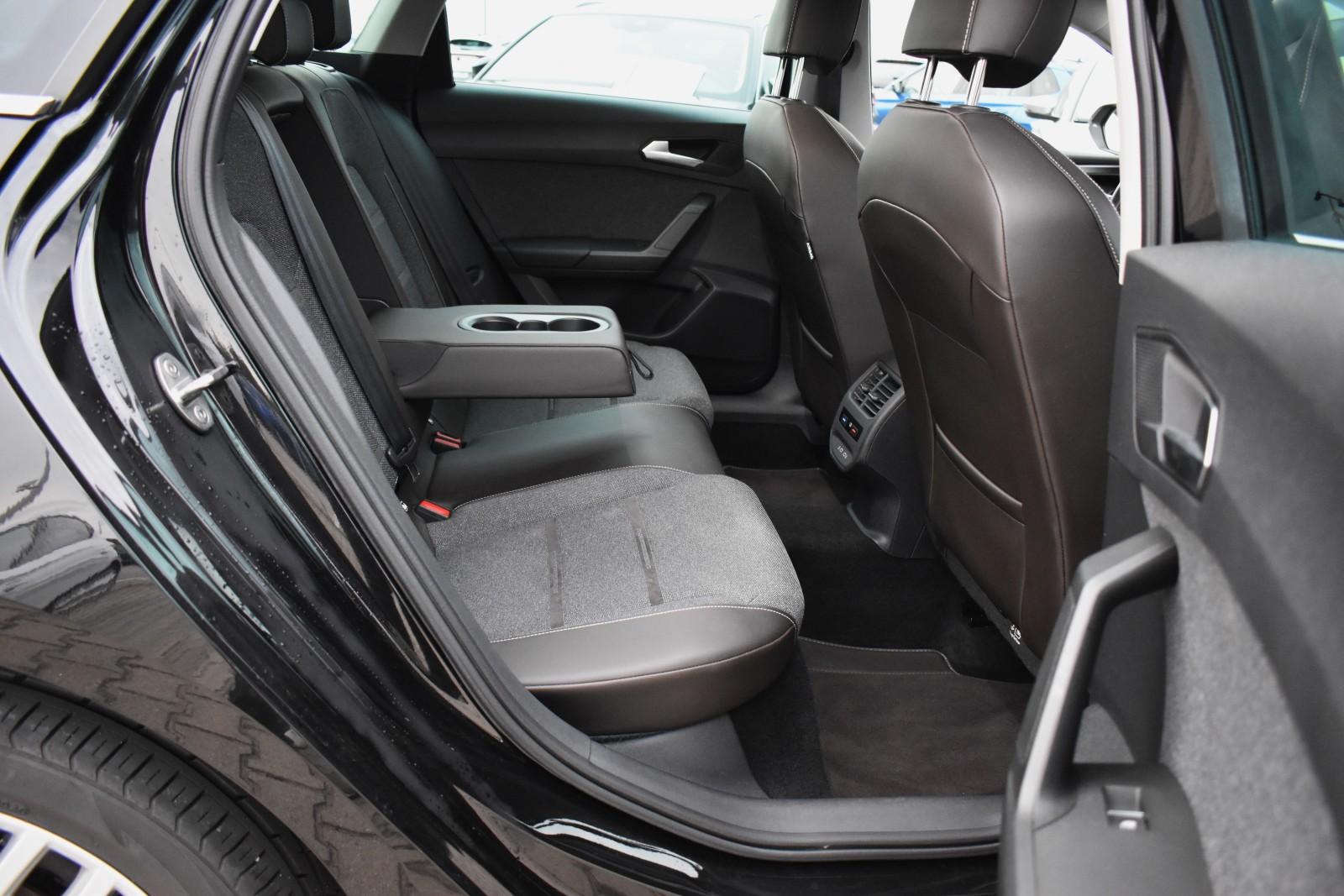 SalonPL ST 150KM TDI DSG PAKIETY Kamera Asystent Parkowania VAT23% 21