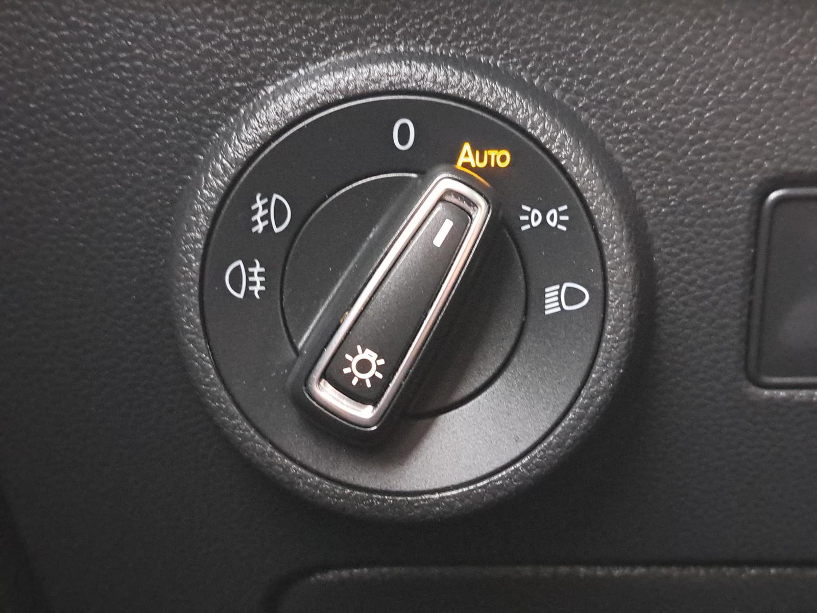 FR 2.0TDI 150KM DSG BeatsAudio PANORAMA LED HAK Kamera ASO Alu19' FV23% 19