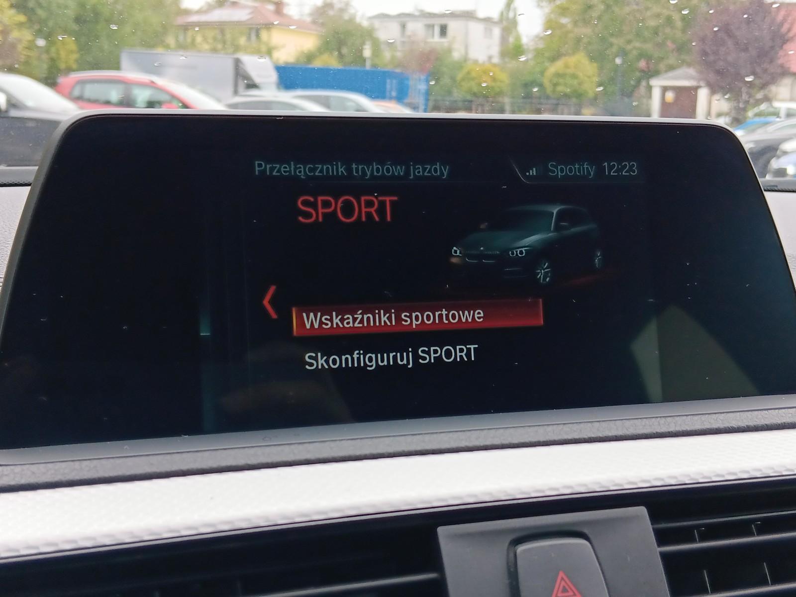 M Sport Reflektory LED PDC Przód Tył 24