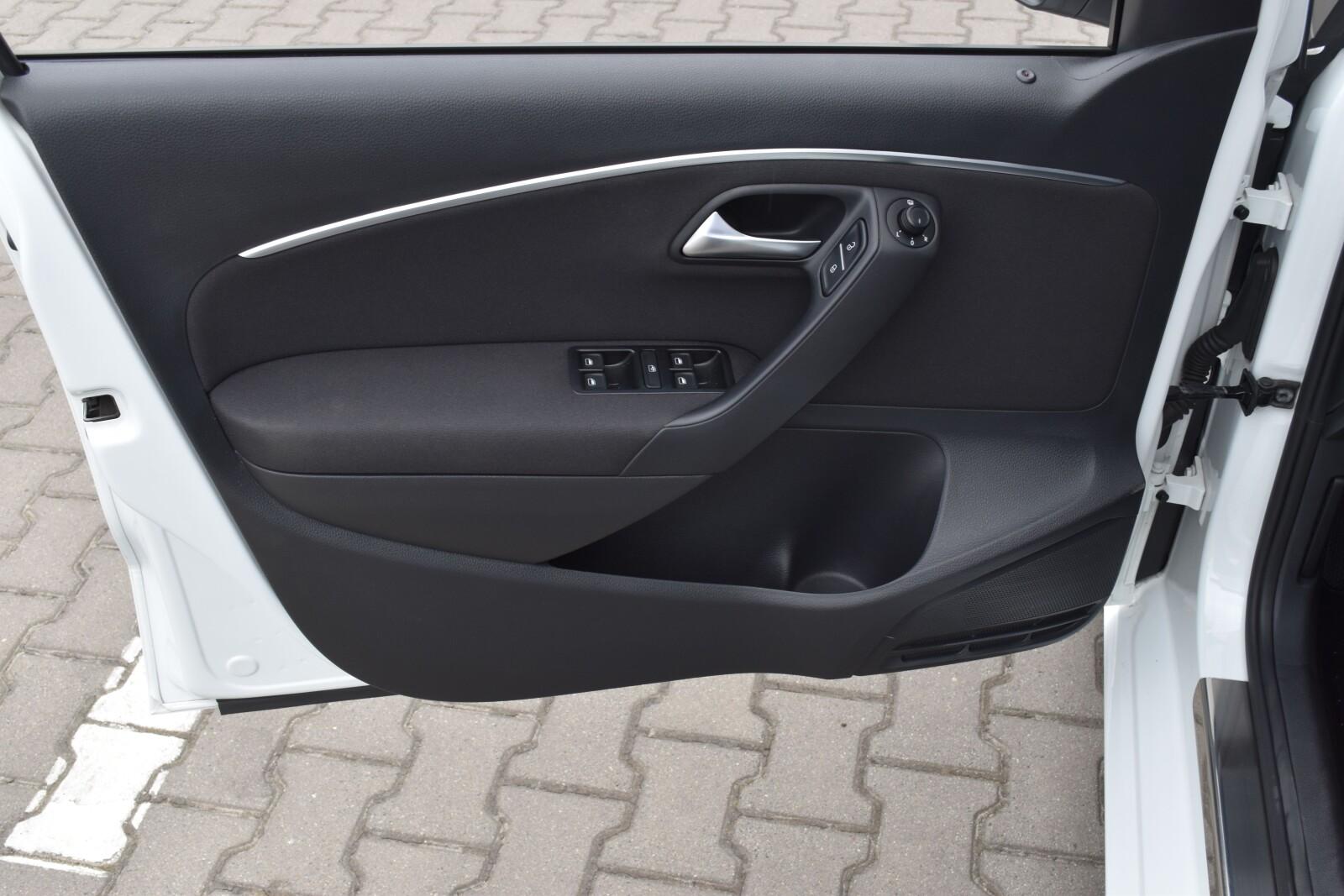 SalonPL 1,2TSI 90KM Comfort PerfectLine|Czujniki|Climatic|Bluetooth| 18