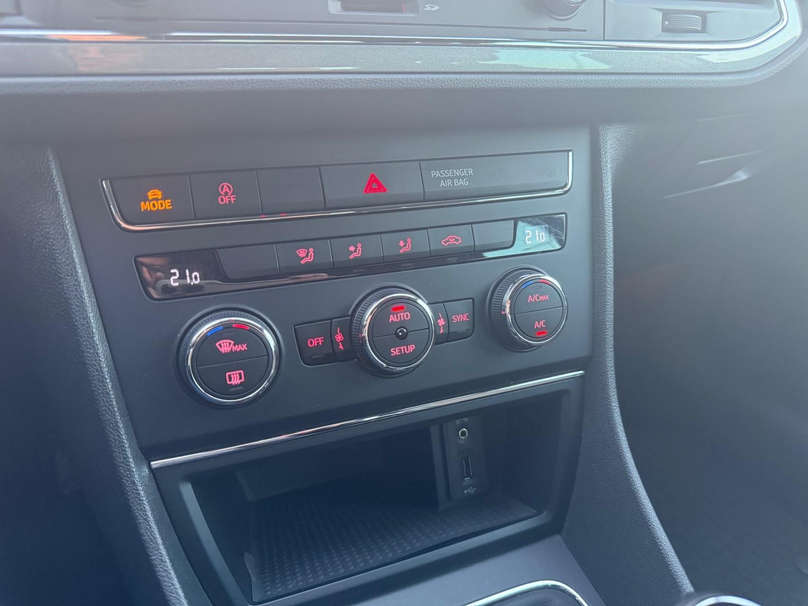 Seat Leon FR | 1.4 TSI 122KM | Czujniki | Climatronic 2-str | Salon PL 22