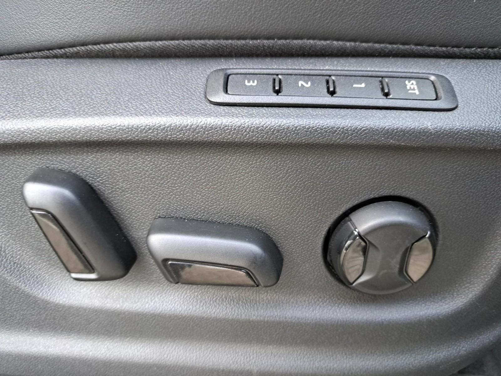 240KM DSG 4x4 HAK KessyFull Virtual Kamera ASO Bezwypadek El.Klapa FV23% 13