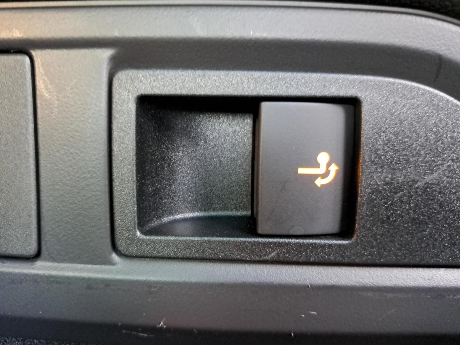 240KM DSG 4x4 HAK KessyFull Virtual Kamera ASO Bezwypadek El.Klapa FV23% 34