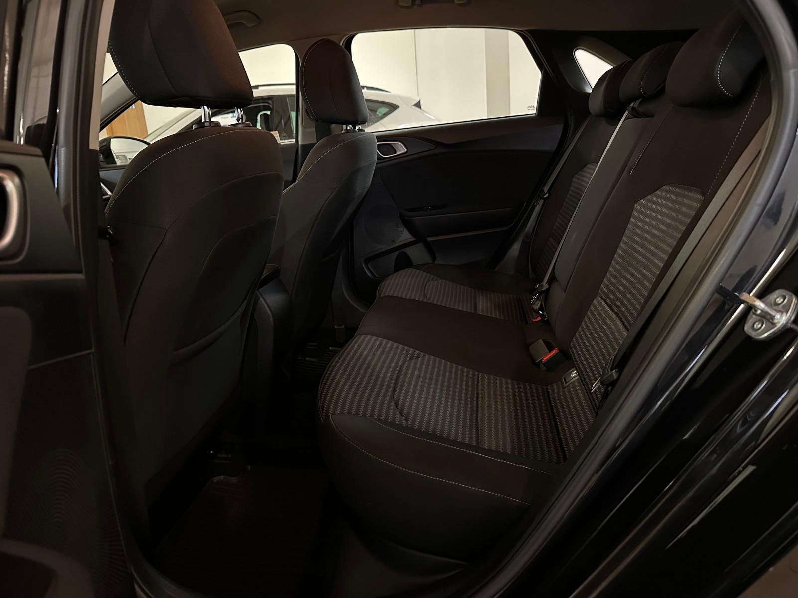 1.5T-GDI 160KM | Kamera | Isofix | fullLED | Tryb SPORT 29