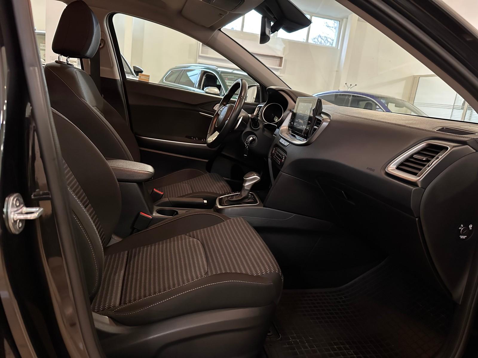 1.5T-GDI 160KM | Kamera | Isofix | fullLED | Tryb SPORT 9