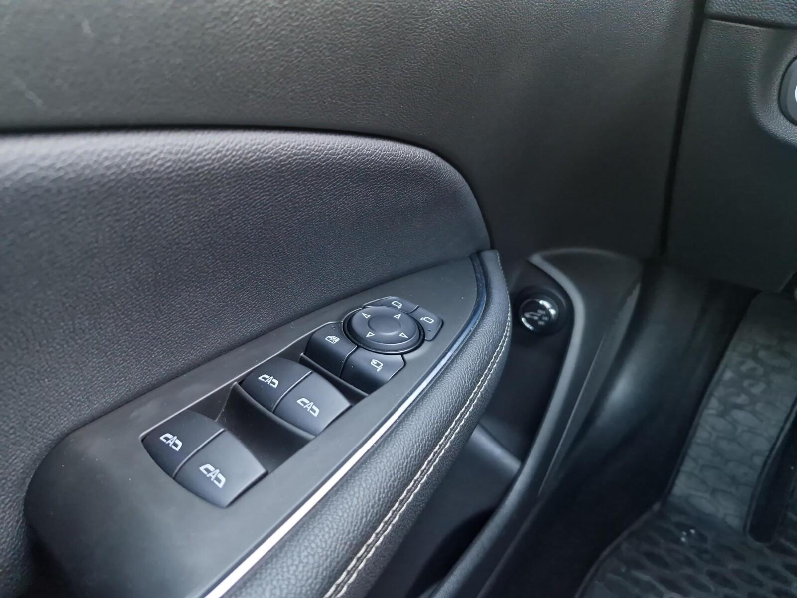 2.0 CDTI 174KM Bussiness | Kamera | Czujniki | FullLED | Tempomat 31