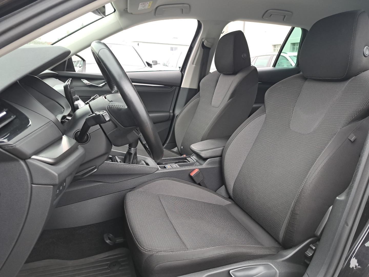 SalonPL Ambition 2.0TDI 150KM LED KessyFull SmartLink Kamera 17" FV23% 10