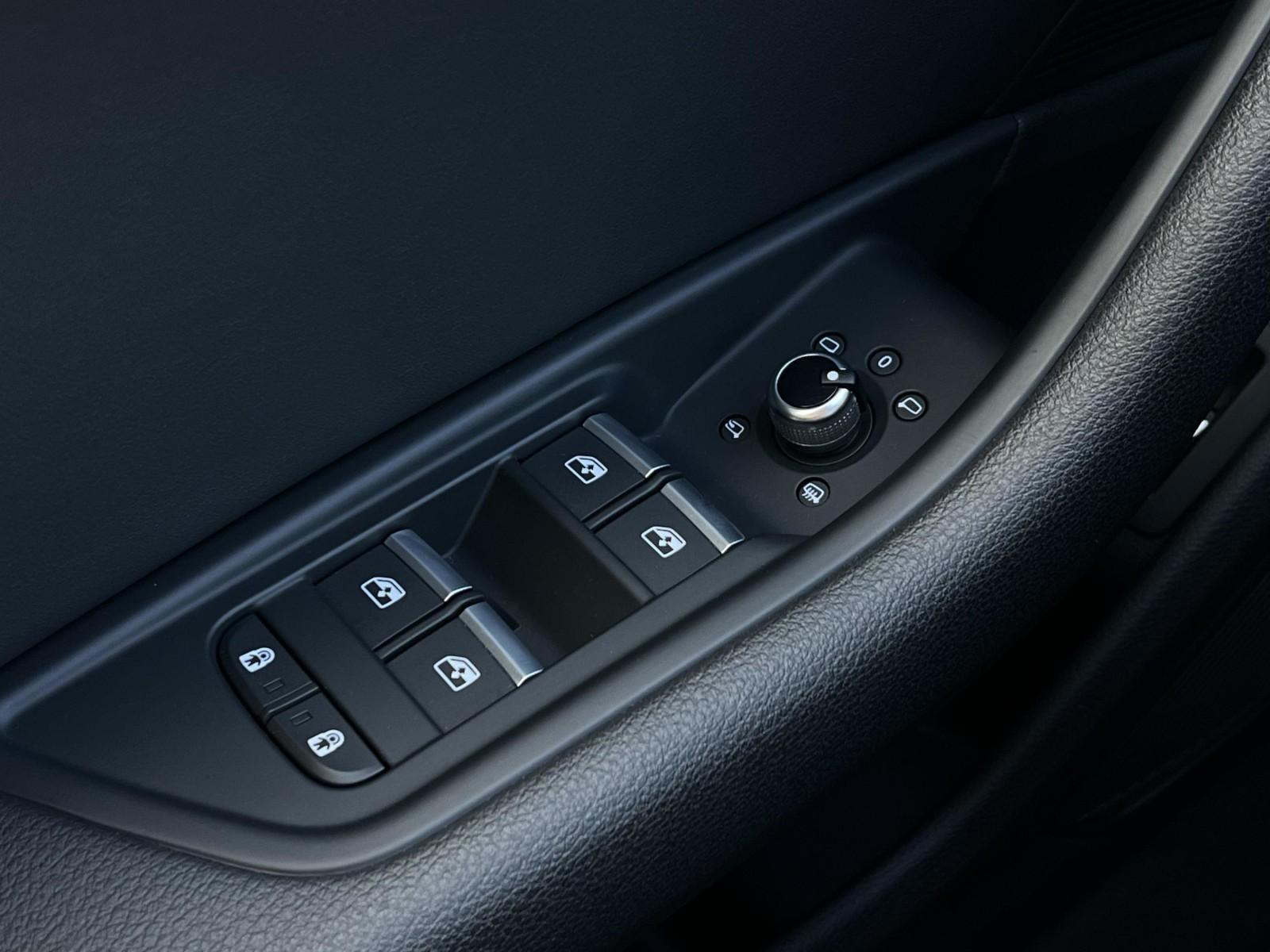Virtual Cockpit Kamera Apple CarPlay Android Auto Salon PL F-VAT 23% 15