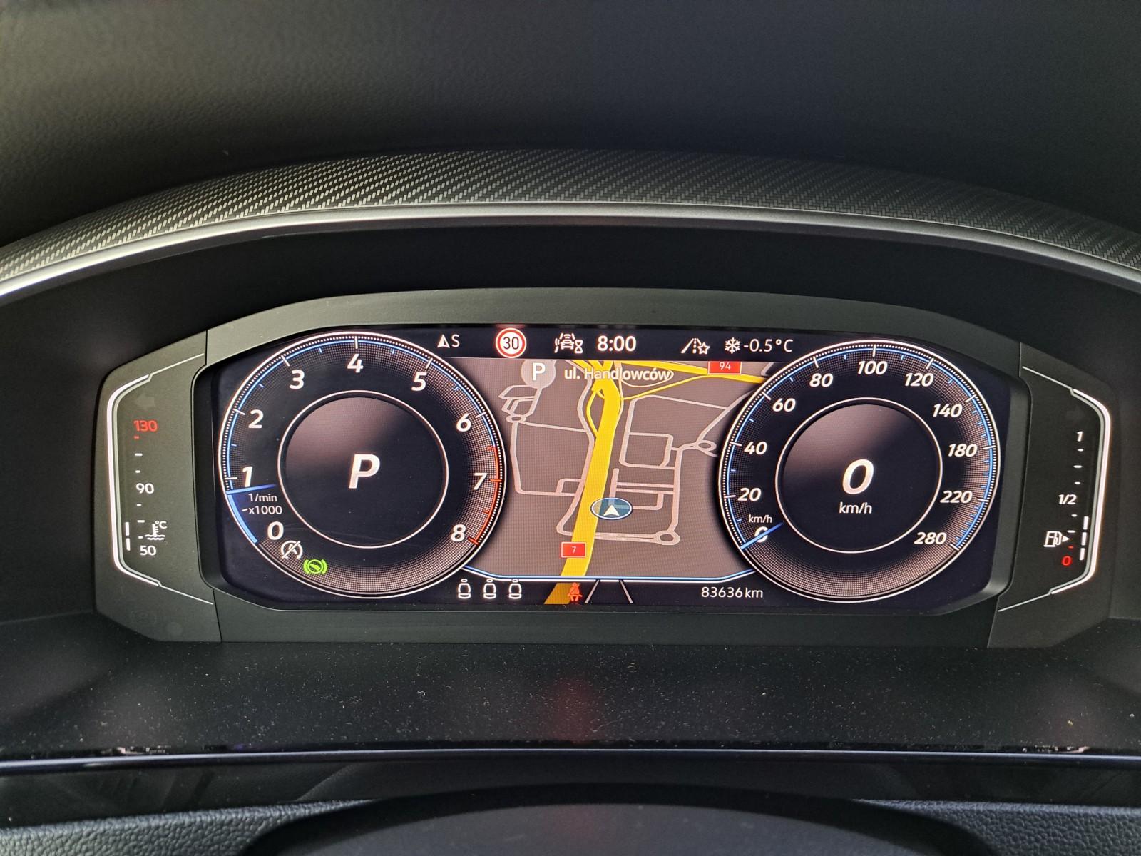 ELEGANCE 4Motion DSG Keyless Lane Assist LED Cyfrowe zegary Kamera APP 12