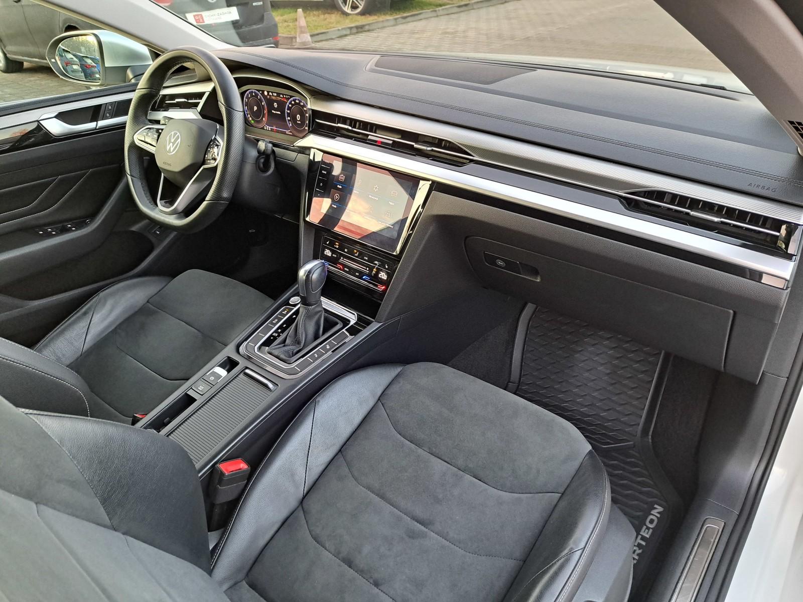 ELEGANCE 4Motion DSG Keyless Lane Assist LED Cyfrowe zegary Kamera APP 32