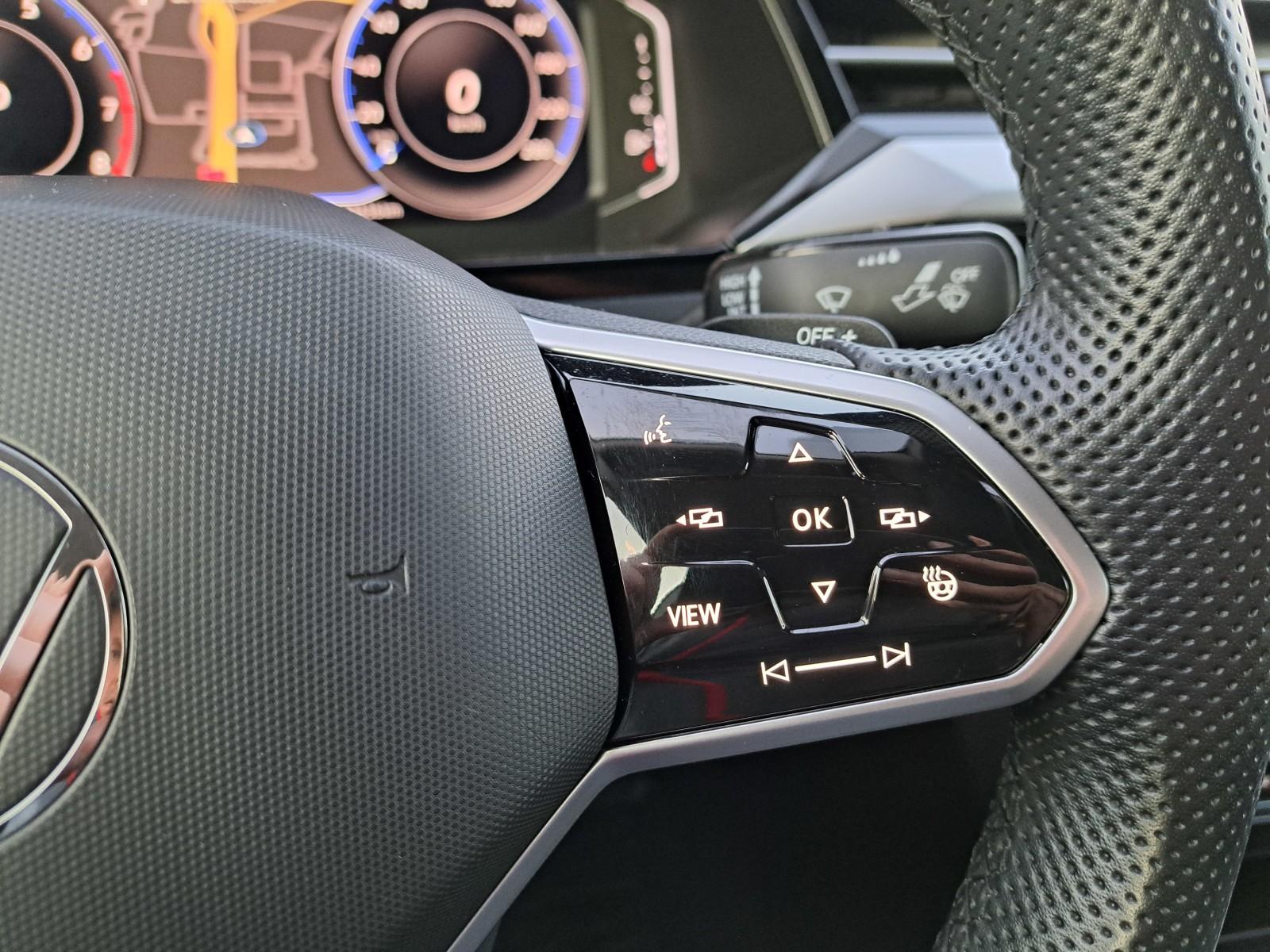 ELEGANCE 4Motion DSG Keyless Lane Assist LED Cyfrowe zegary Kamera APP 14