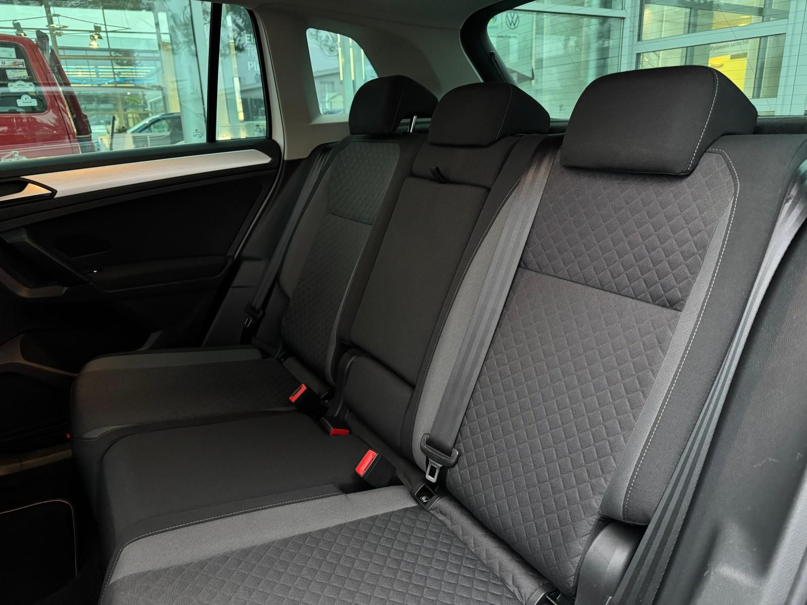 Comfortline1.5TSI 150KM,DSG,Salon Pl,Niski Przebieg,ACC,Kamera,Fav23% 11