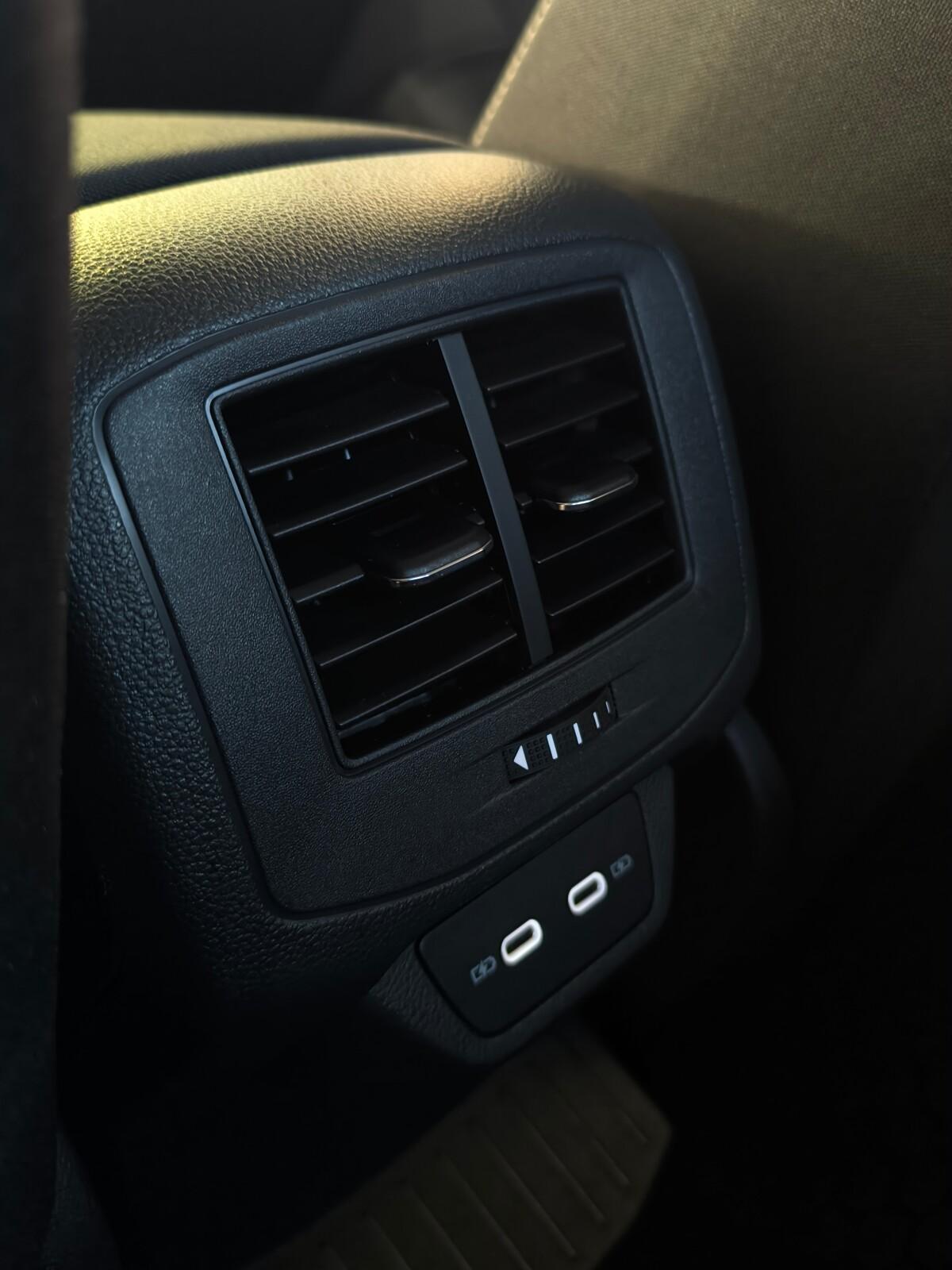 1.0TSI 110KM Advance | Czujniki| Tempomat | AppConnect | Podgrz.fotele 29