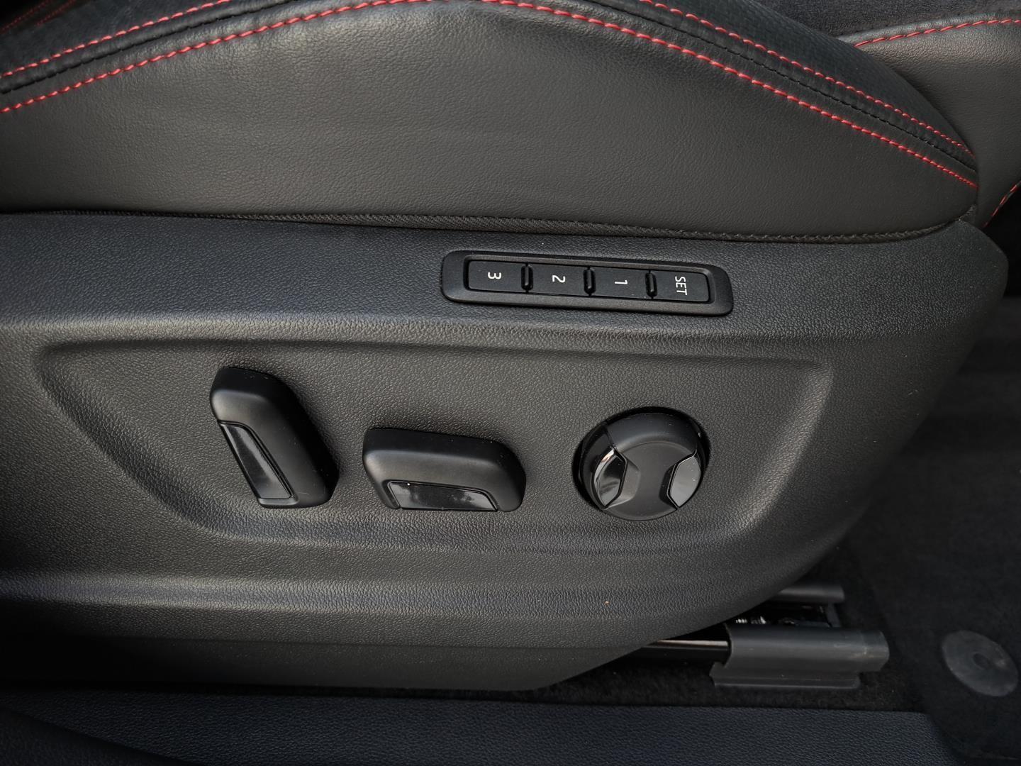 2.0Bi-TDI 240KM DSG 4x4 RS PANORAMA Canton WEBASTO HAK Kamera360 FV23% 13