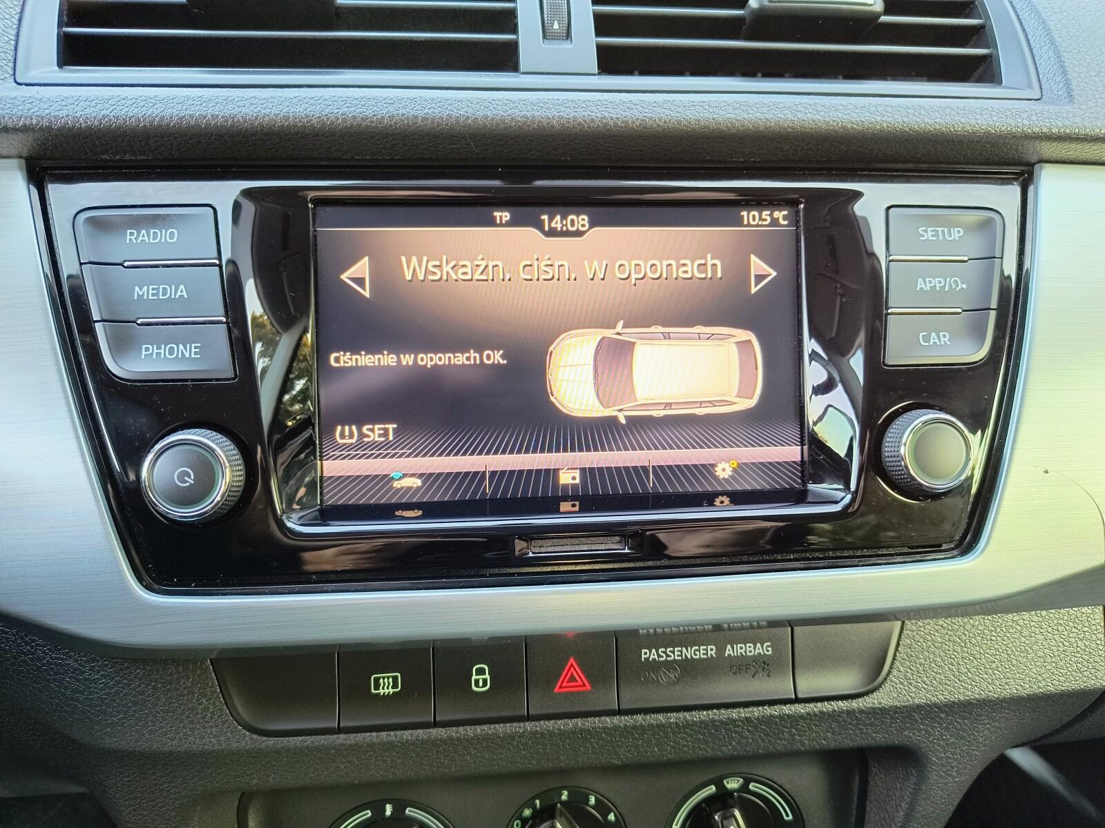 SalonPL serwis ASO 1.0TSI 95KM bezwypadkowy pakiety SmartLink VAT23% 15