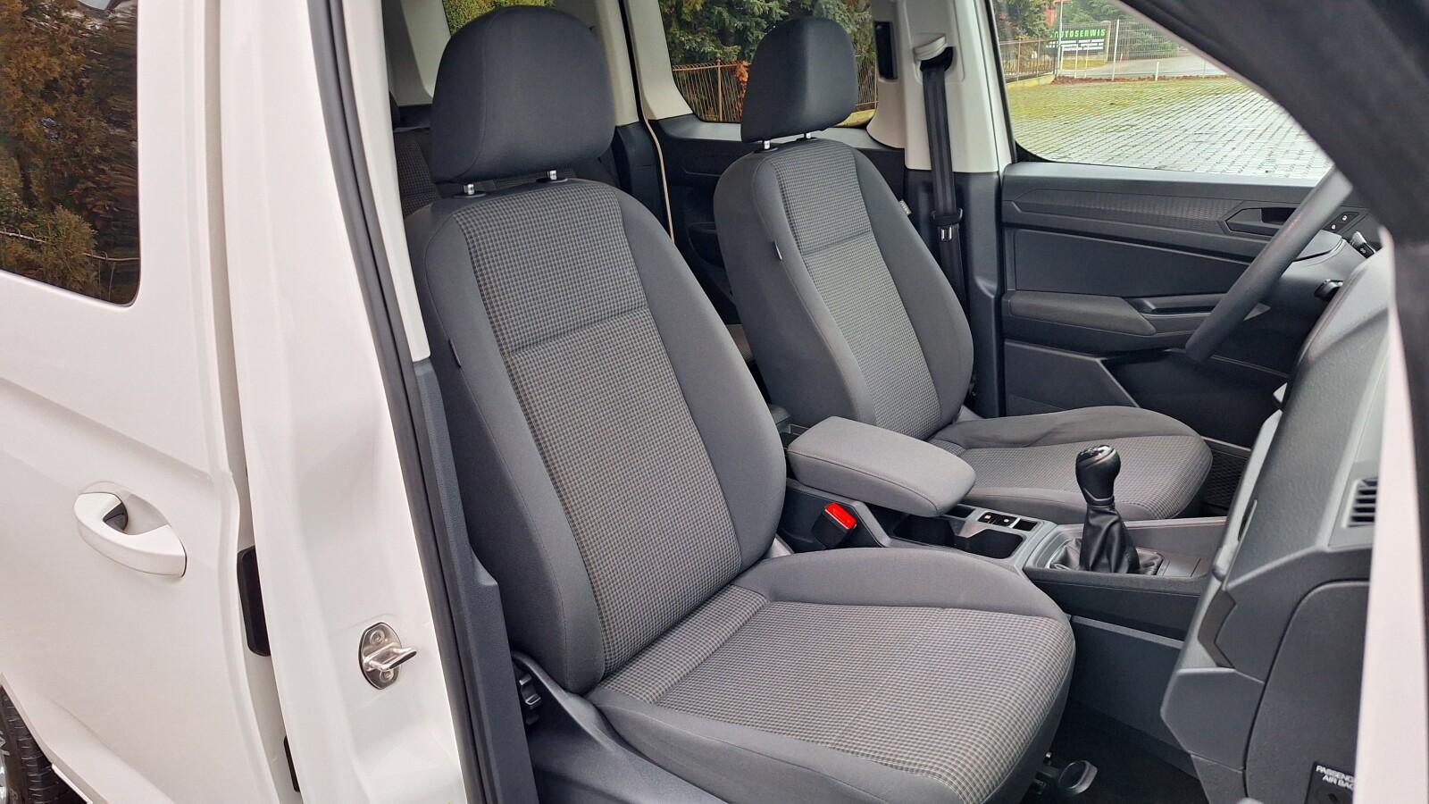 SalonPL serwis ASO 2.0TDI 102KM bezwypadkowy PDC tył tempomat VAT23% 14
