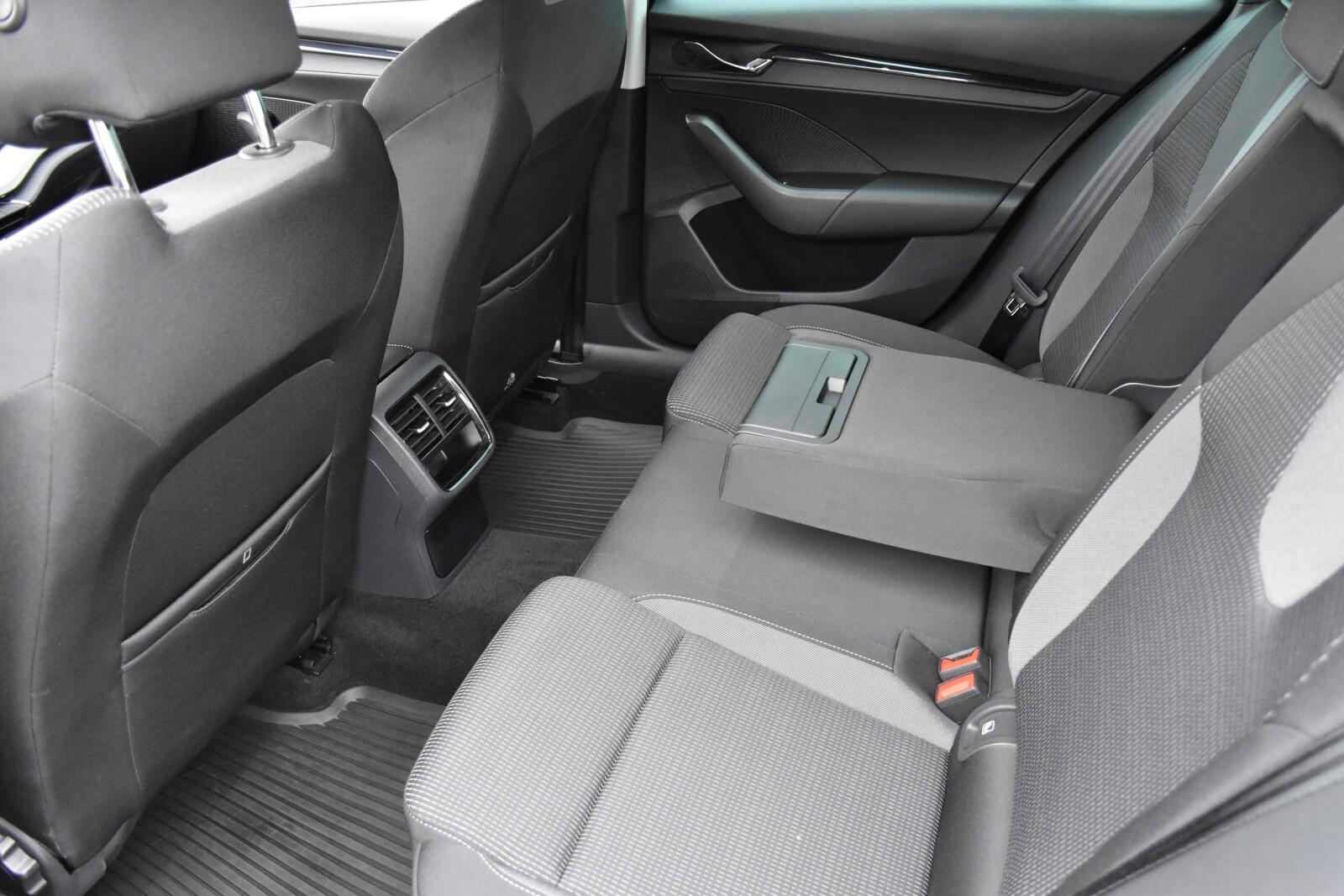 SalonPL 1.5TSI 150KM M-HEV DSG Ambition Combi Kessy Full Kamera VAT23% 28