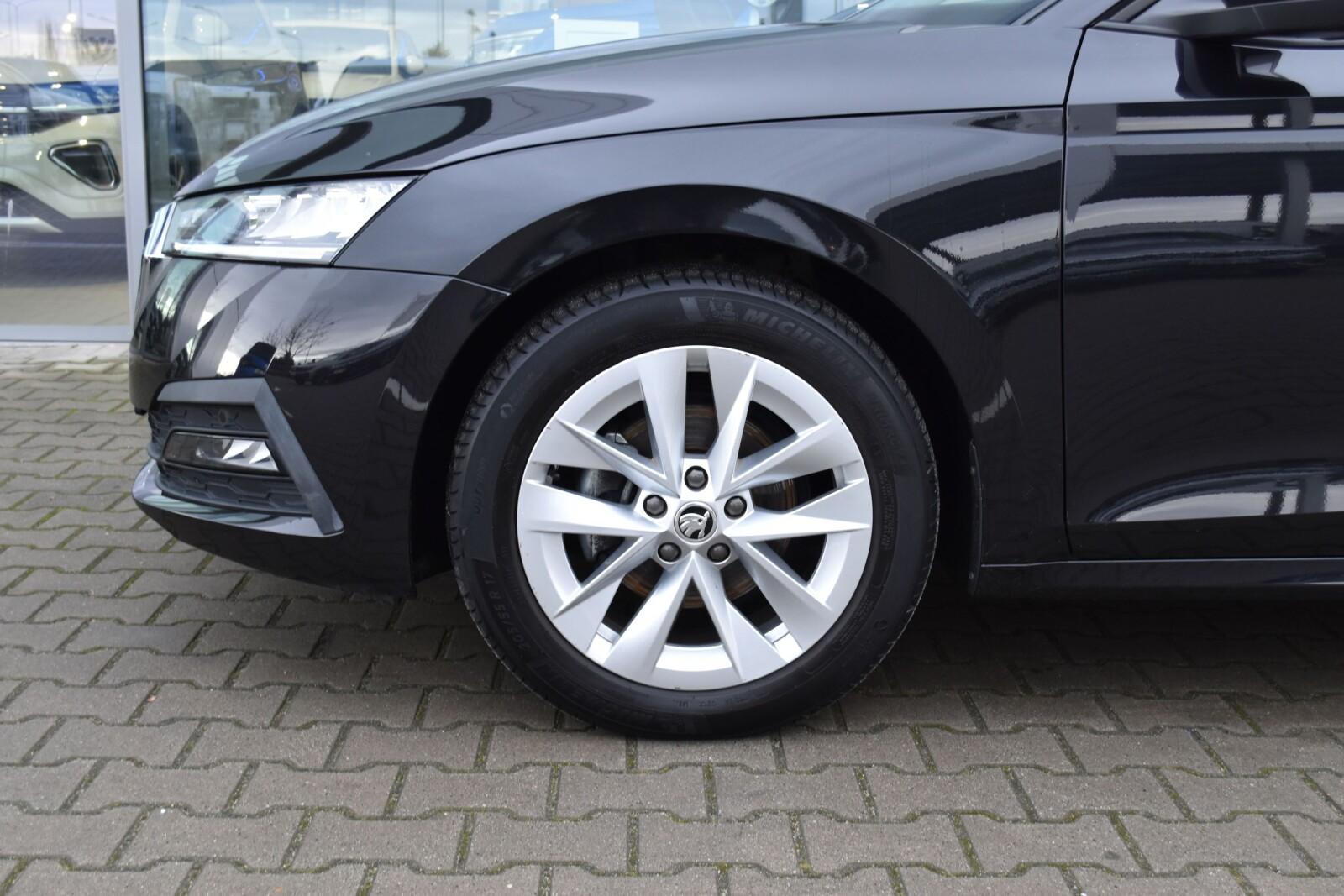 SalonPL 1.5TSI 150KM M-HEV DSG Ambition Combi Kessy Full Kamera VAT23% 32