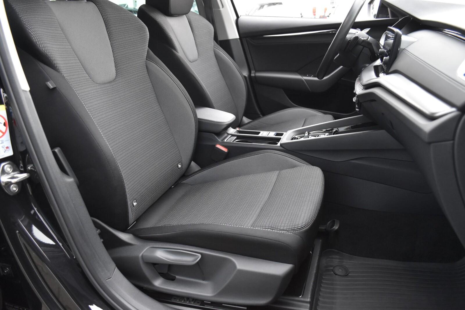 SalonPL 1.5TSI 150KM M-HEV DSG Ambition Combi Kessy Full Kamera VAT23% 27
