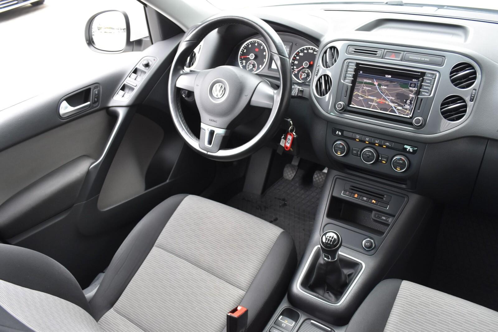 SalonPL 1.4TSI 125KM 17" Bi-Xenon Navi LED tył 1 właściciel ASO Dealer 8