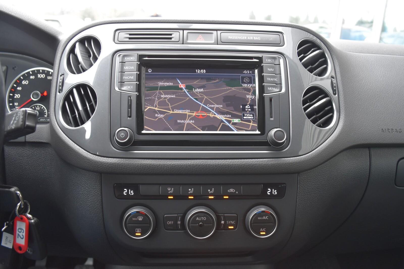 SalonPL 1.4TSI 125KM 17" Bi-Xenon Navi LED tył 1 właściciel ASO Dealer 14