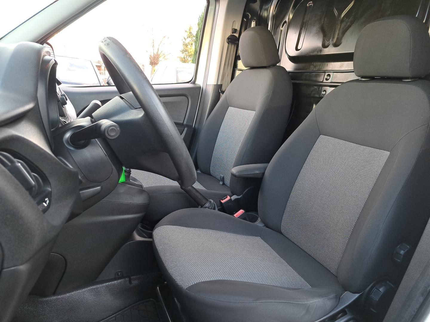SalonPL CARGO 1.6 MultiJet 105KM MaxiBase BusinessPro Ciężarowy  FV23% 10