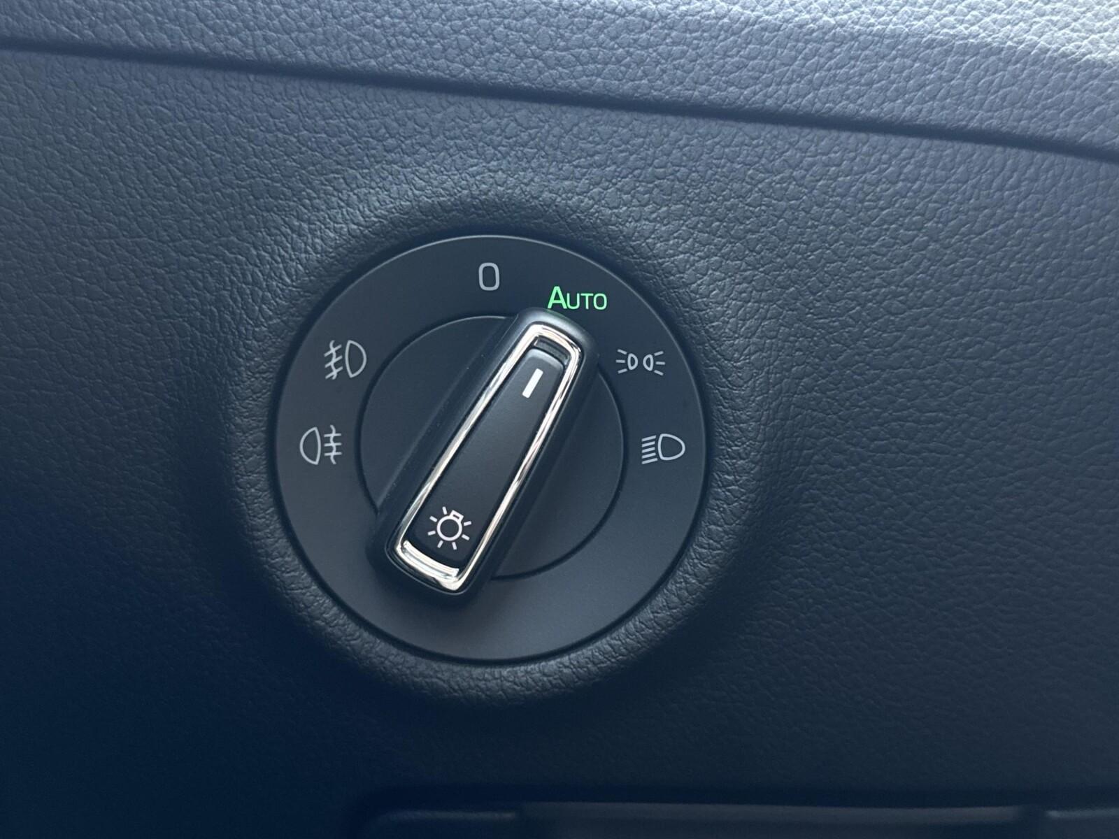 Sportline 272KM, Ambiente, Keyless, Tryby jazdy, Kamera, Grzana szyba 20