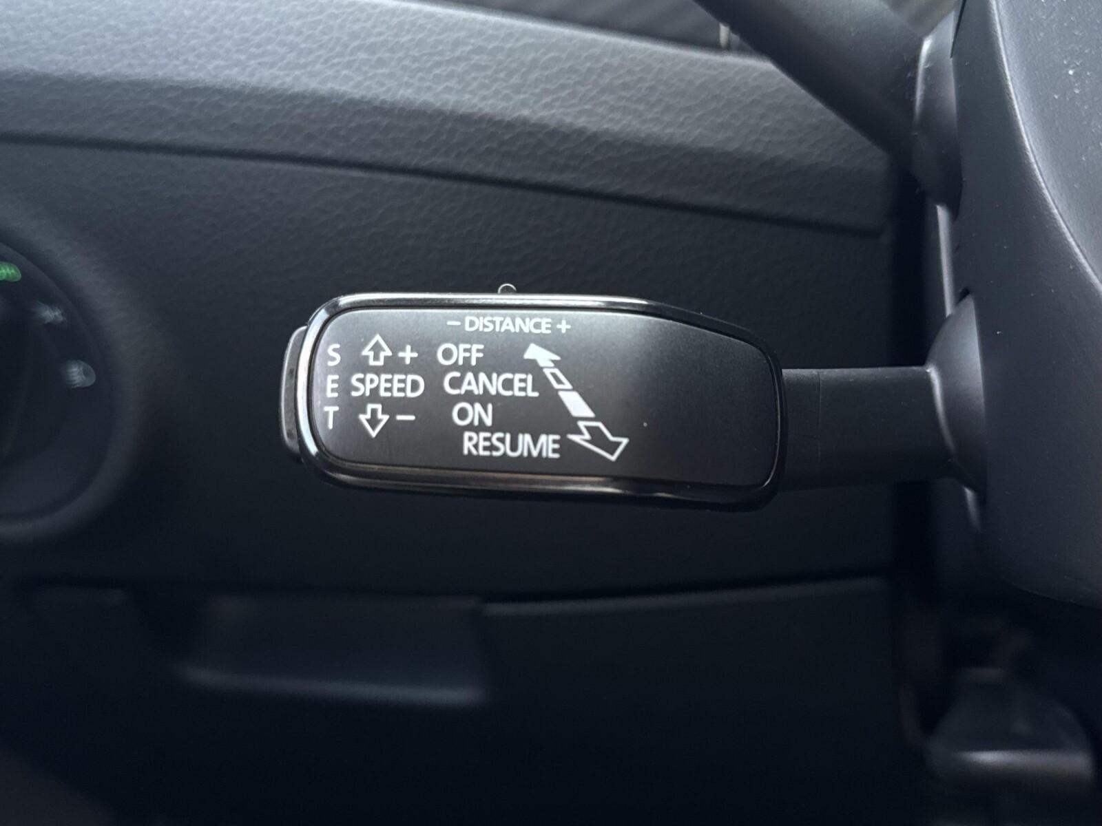 Sportline 272KM, Ambiente, Keyless, Tryby jazdy, Kamera, Grzana szyba 21