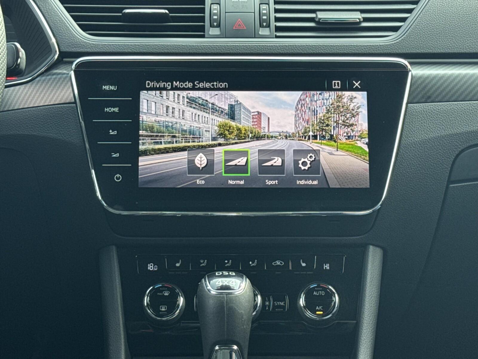 Sportline 272KM, Ambiente, Keyless, Tryby jazdy, Kamera, Grzana szyba 32