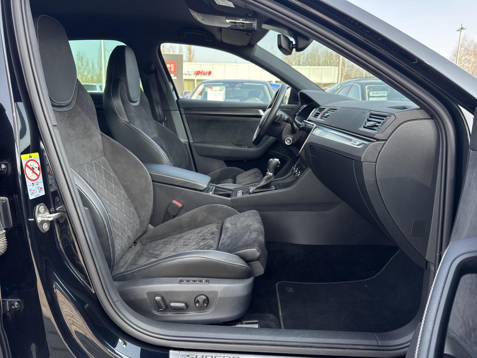 Sportline 272KM, Ambiente, Keyless, Tryby jazdy, Kamera, Grzana szyba 16