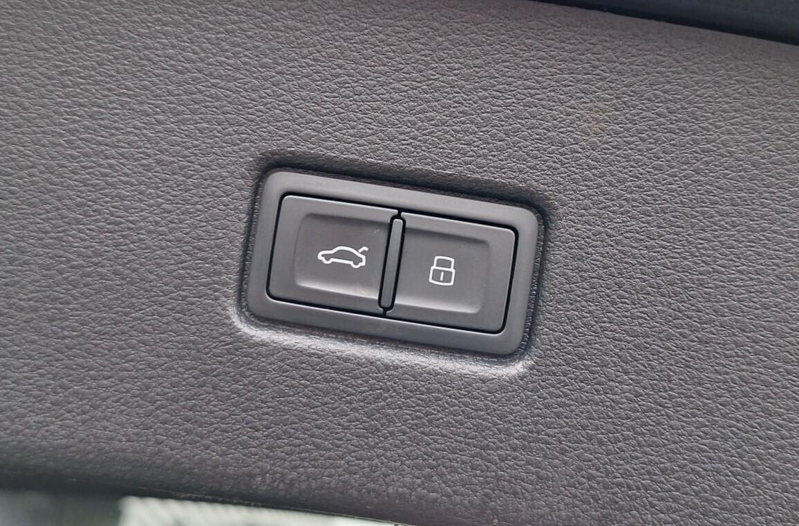 TFSIe 265KM Quattro Ambiente/MatrixLED/OLED/Temp.Adaptacyjny PL 22