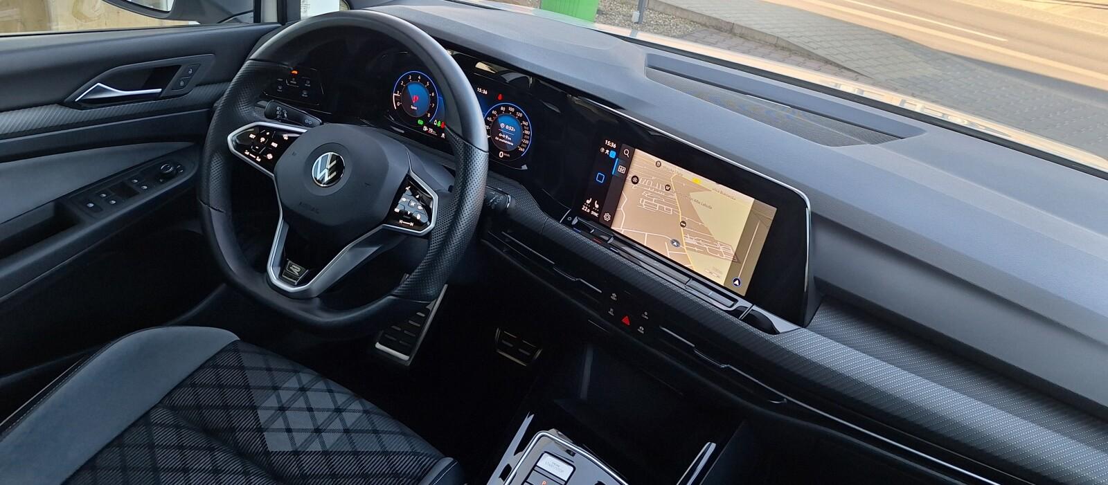 R-Line ASO 2.0TSI 190KM bezwypadkowy MatrixLED Ambiente Webasto VAT 9