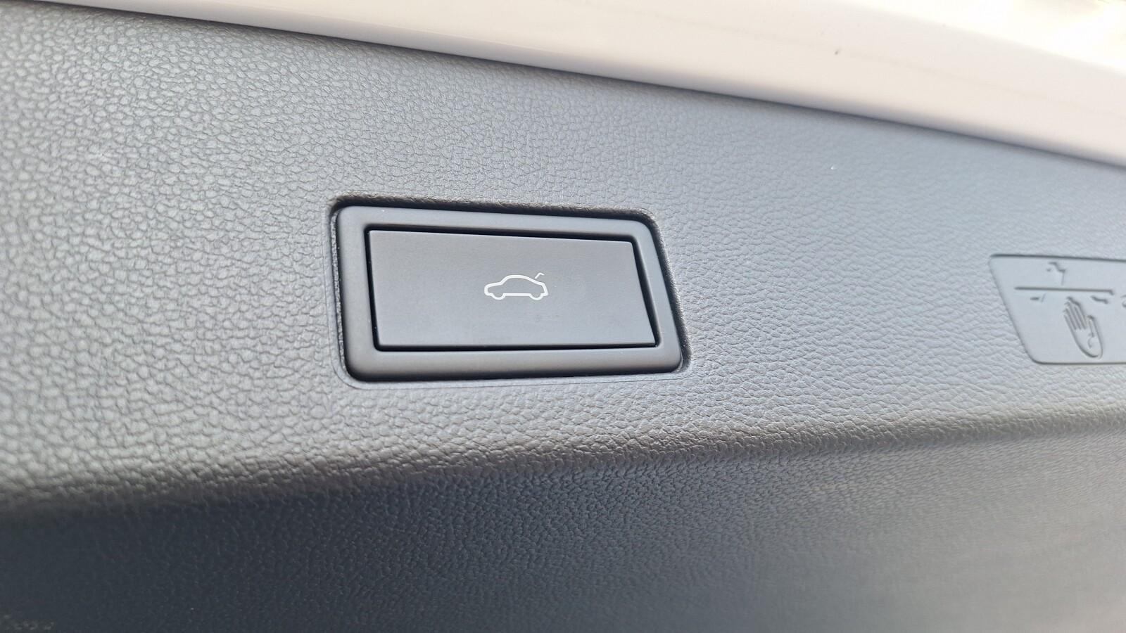 R-Line ASO 2.0TSI 190KM bezwypadkowy MatrixLED Ambiente Webasto VAT 12