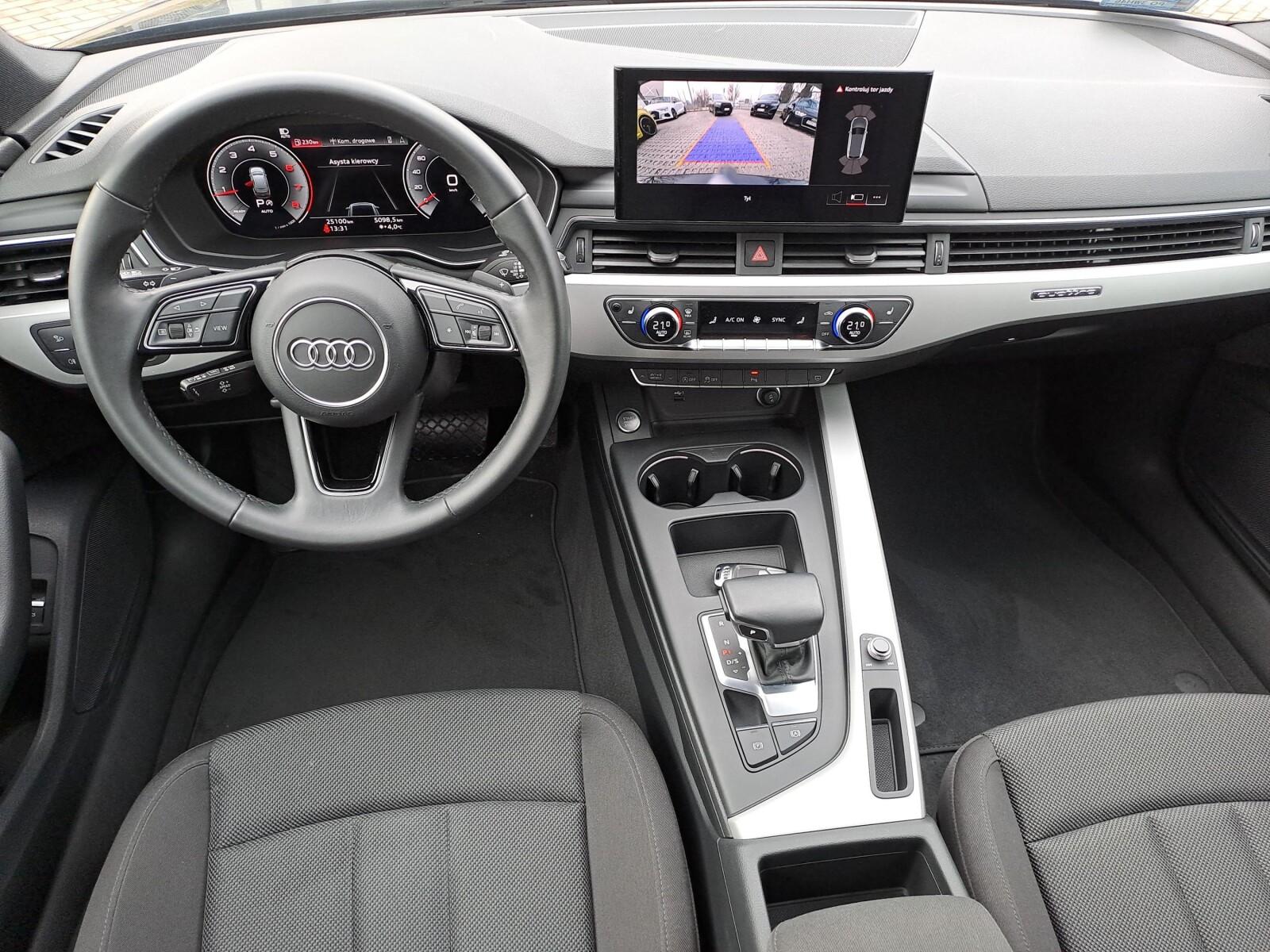 Audi A4 null 9
