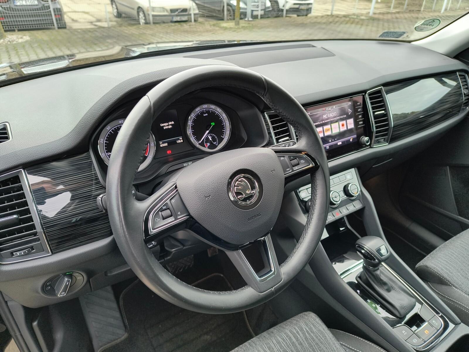 SalonPL serwis ASO 1.5TSI 150KM bezwypadkowy pakiety SmartLink VAT23% 9
