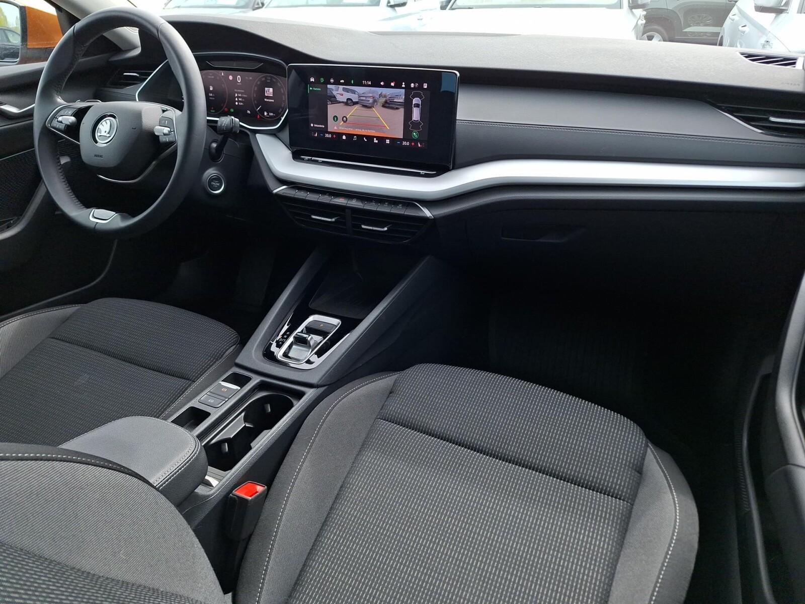 Selection 1,5 TSI 115KM DSG m-HEV, Salon Polska 14