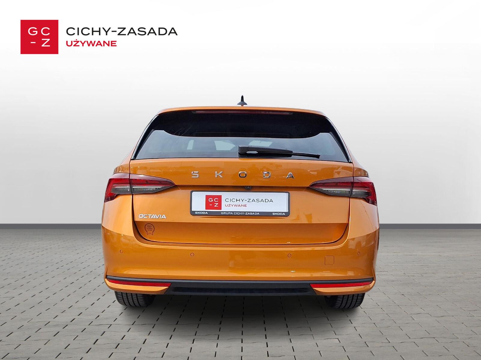 Selection 1,5 TSI 115KM DSG m-HEV, Salon Polska 3