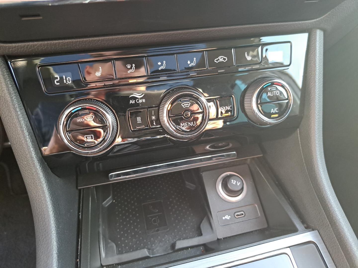Škoda Superb 2.0TSI 280KM DSG 4x4 Wersja Scout Salon Polska 22