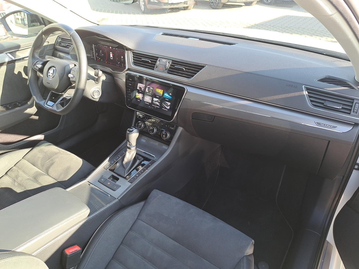 Škoda Superb 2.0TSI 280KM DSG 4x4 Wersja Scout Salon Polska 27