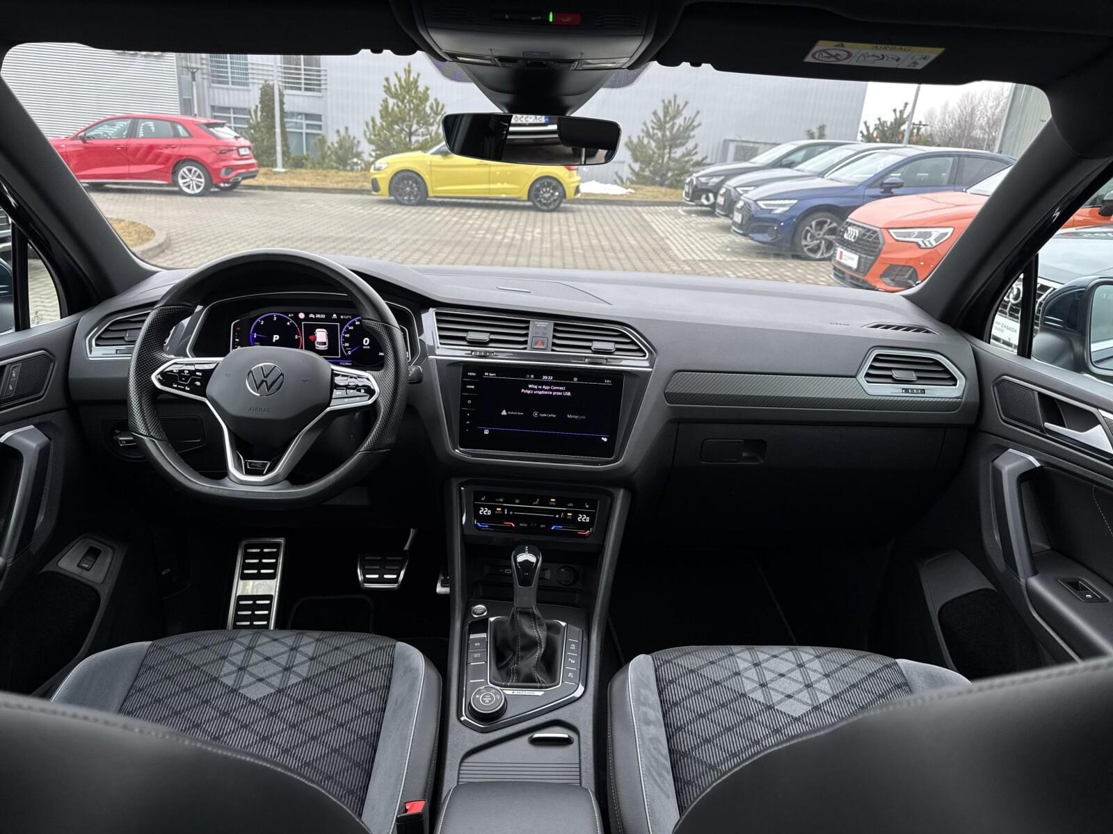 Volkswagen Tiguan R-line, 4x4, Kamera 360, hak, Matrix, Asystenci 8