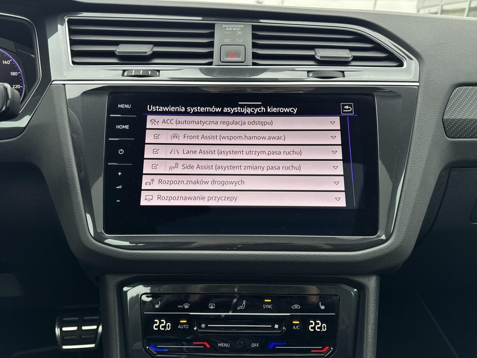 Volkswagen Tiguan R-line, 4x4, Kamera 360, hak, Matrix, Asystenci 27