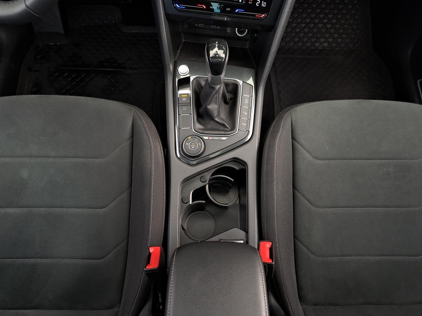 Elegance 4Motion 2.0TSI 190KM DSG Matrix Panorama Virtual Nav ACC FV23 19