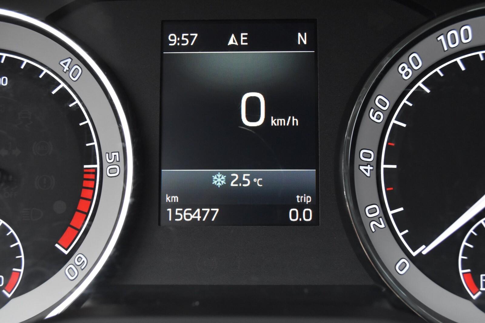 SalonPL TDI 200KM DSG Combi Ambition ACC Comfort Kessy NAVI Matrix VAT 23